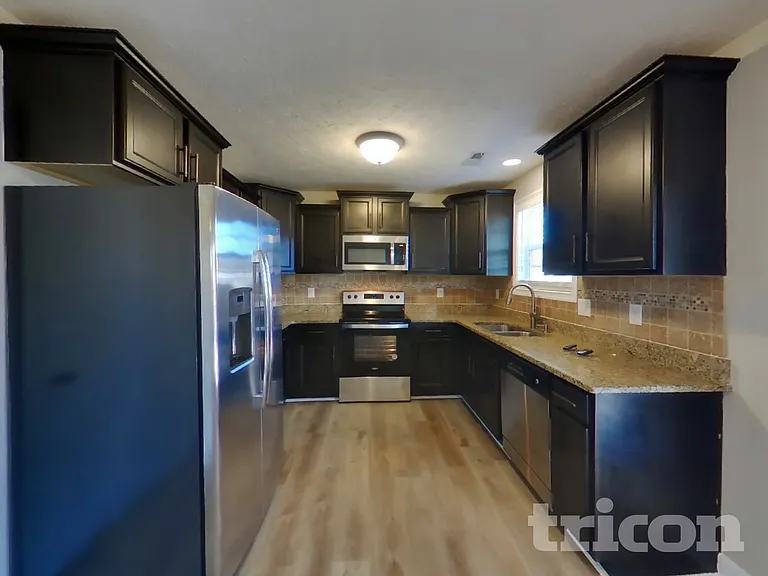 3657 Fox Tail Dr — Photo 5