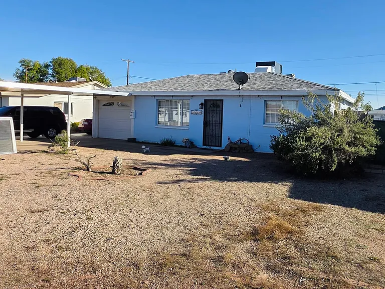 11329 W Duluth Ave — Photo 3