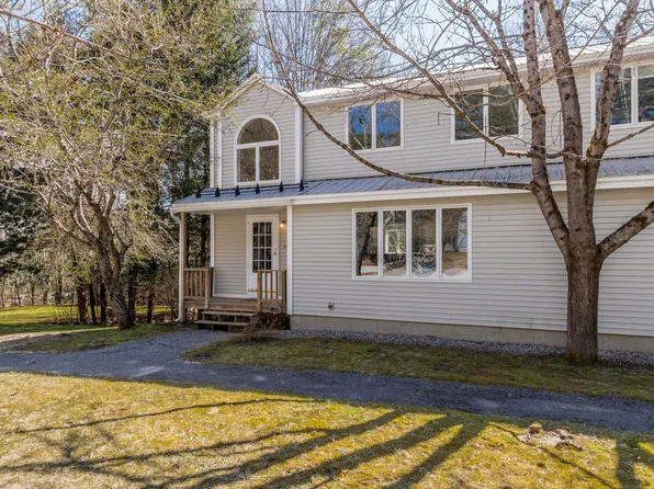 59 Deer Brook Apartment Road #59, North Yarmouth, ME 04097