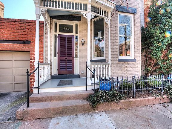 4th image of 213 N Plum St