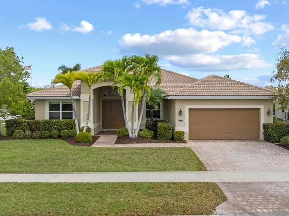 9387 Silent Oak Circle, West Palm Beach, FL 33411