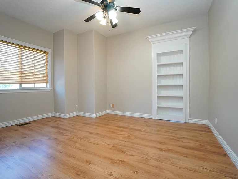 2511 W Teano Dr — Photo 33