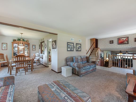 3rd image of 14200 Timothy Dr
