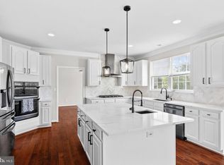 11571 Mica Pl, Lovettsville, VA 20180