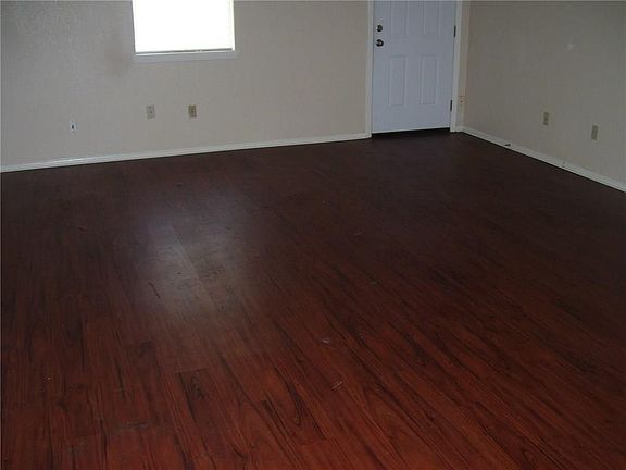 5th image of 11602 Post Oak Cir #2