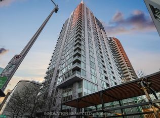 40 Nepean St #1203, Ottawa, ON K2P 0X5