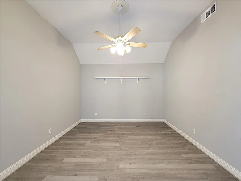11614 Taos Ln — Photo 34