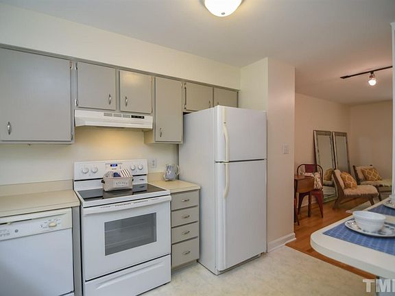 4th image of 106 Weatherstone Dr Unit 6