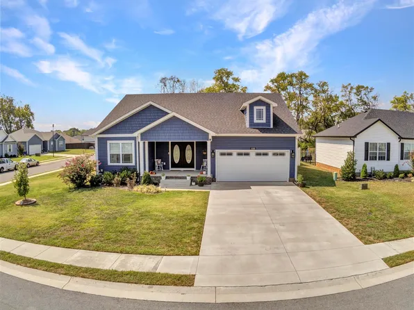 532 White Dogwood Dr, Bowling Green, KY 42101