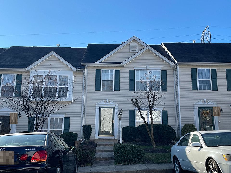2nd image of 445 Hollybrook Ridge Ln
