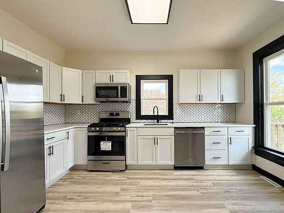 5th image of 507 3rd St