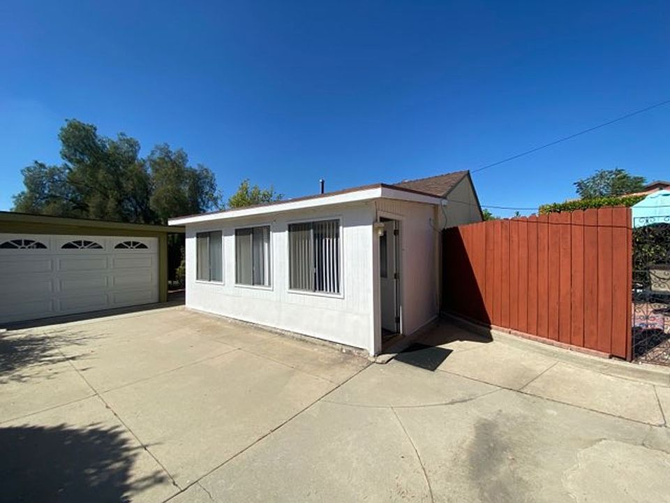 1st image of 2394 Mayfield Ave