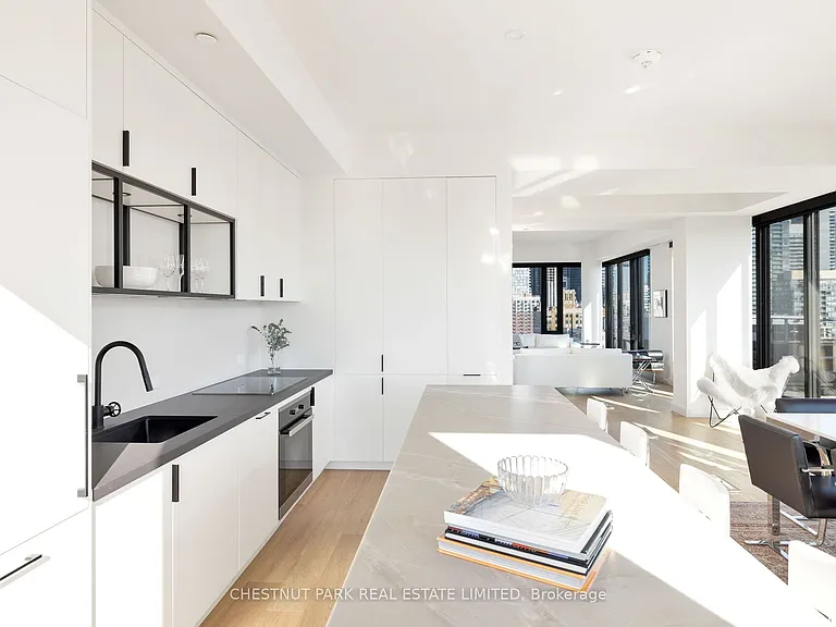 505 Richmond St W #1311 — Photo 18