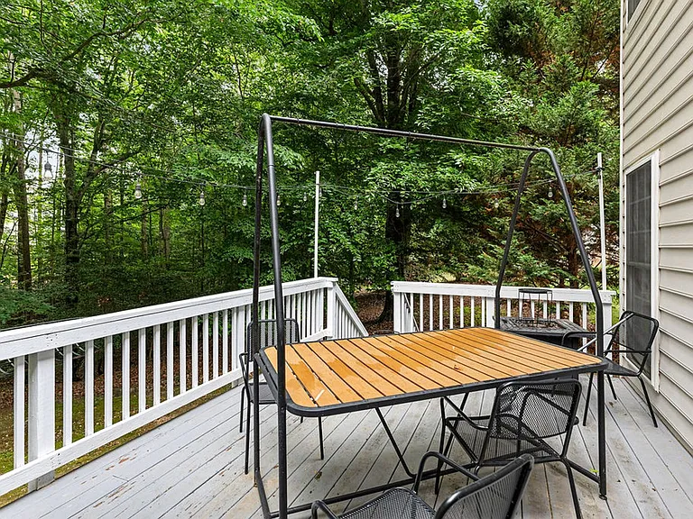 9388 Ottoway Ct — Photo 30