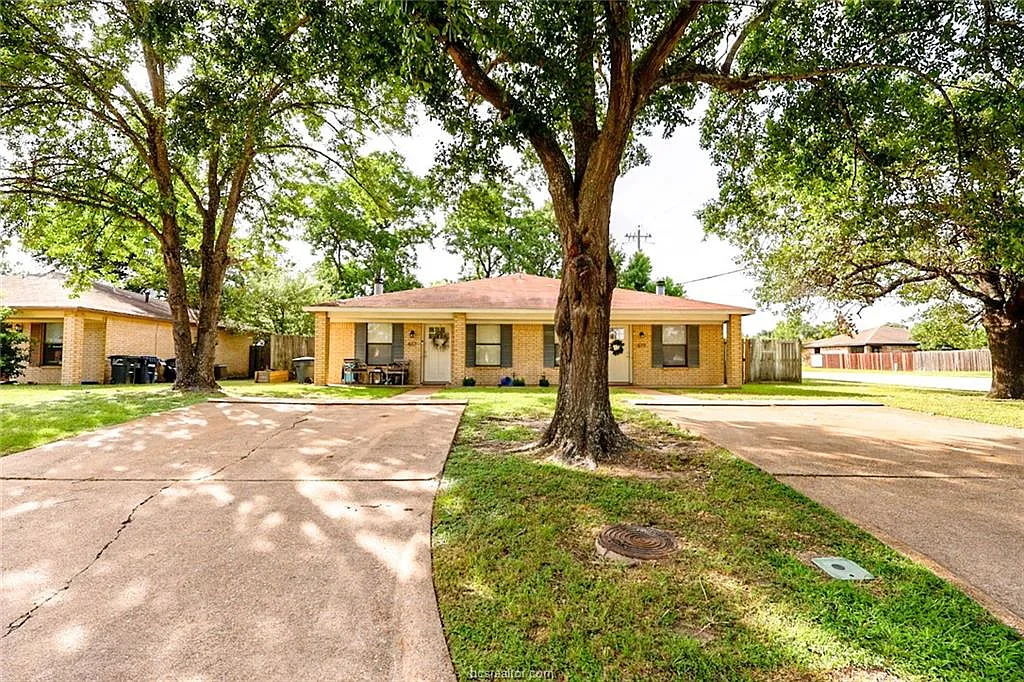 2 bed, 880 sqft, $1,500 — Photo 1