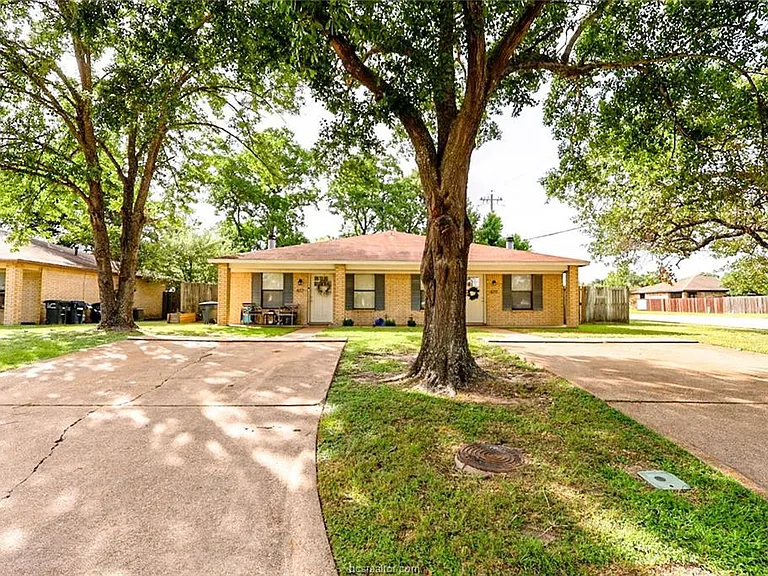 617 San Benito Ct — Photo 1