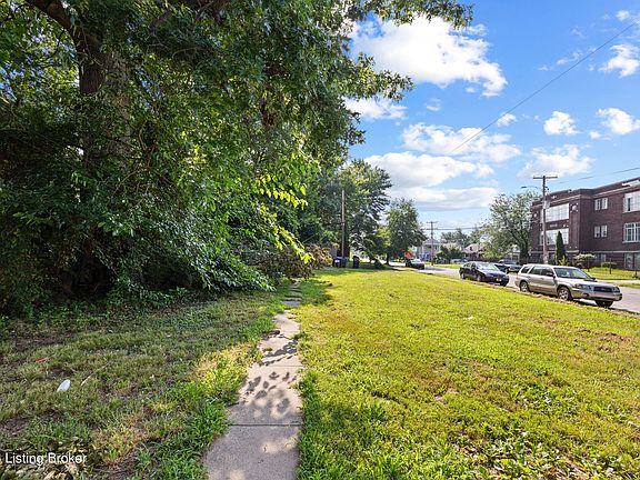 5th image of 841 S 41st St