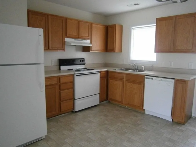 231 A Lakewood Dr — Photo 3