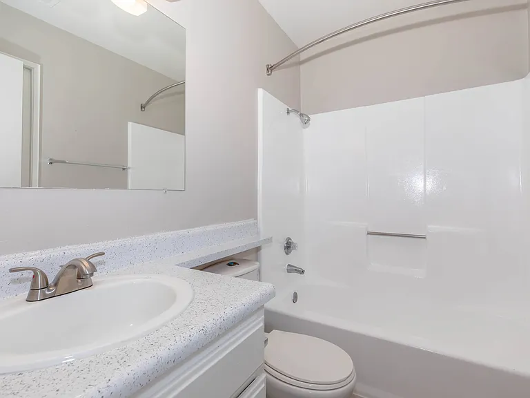 Sienna Heights — Photo 17