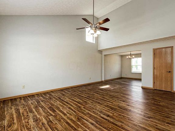 2nd image of 371 Olgelbay Dr