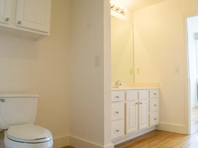 1409 S Lamar St — Photo 21