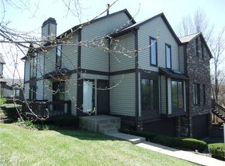 420 Spring Run Dr, Monroeville, PA 15146