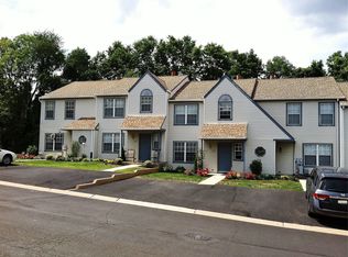 328 Katie Dr, Feasterville Trevose, PA 19053