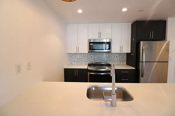 Rented by Compass | media 29