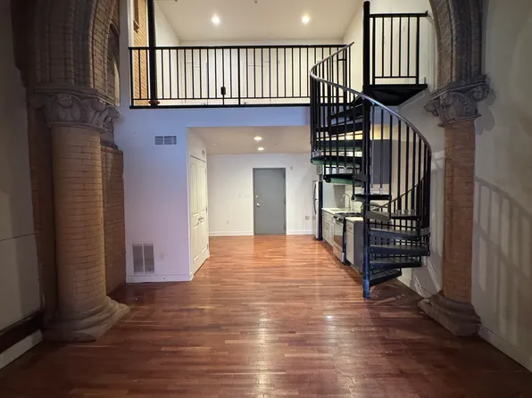 4700 Kingsessing Ave Unit 102, Philadelphia, PA 19143