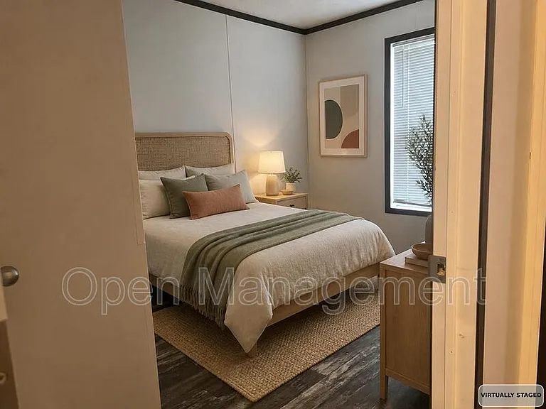 825 1st Ave E #323 — Photo 4