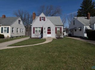 1532 Crestwood Rd, Toledo, OH 43612