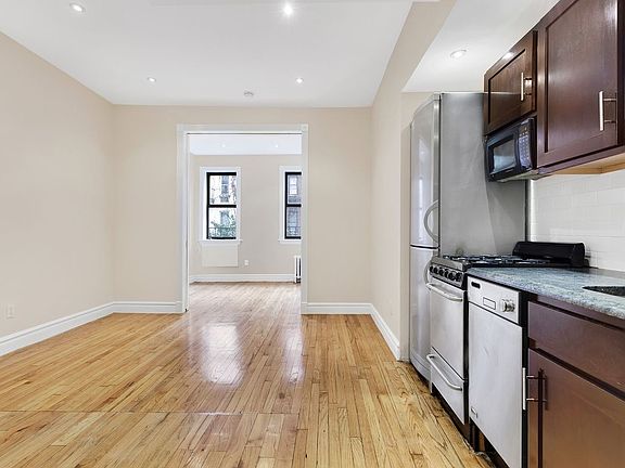 2nd image of 404 E 88th St APT 2G