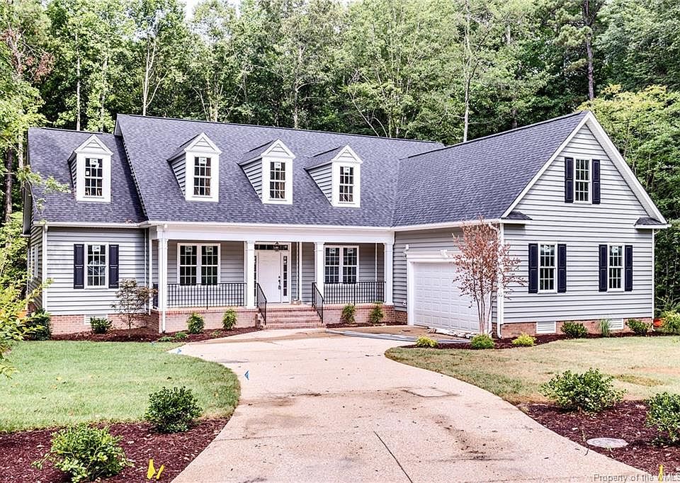 1st image of 223 Oakmere Park