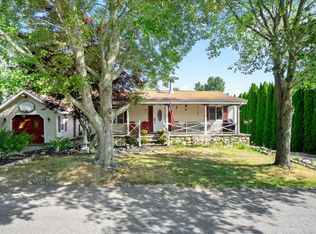 270 Dickinson St, Fall River, MA 02721