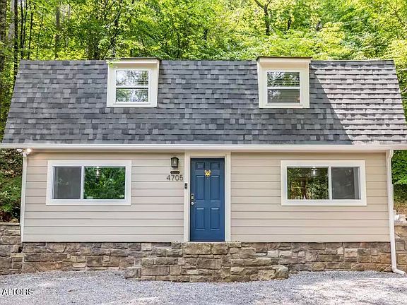 2nd image of 4705 Nebo Rd