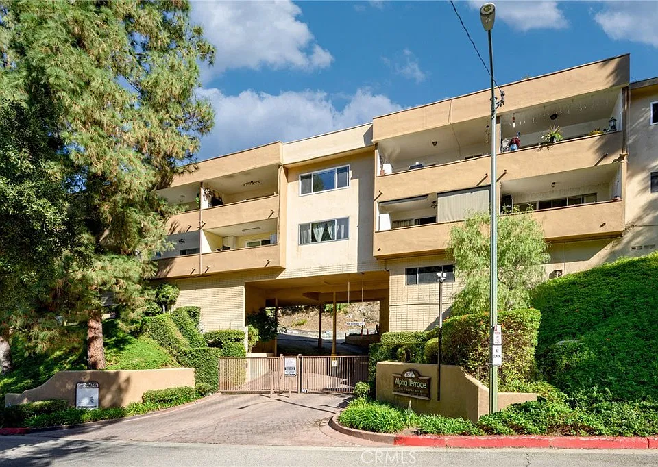 1935 Alpha Rd #214