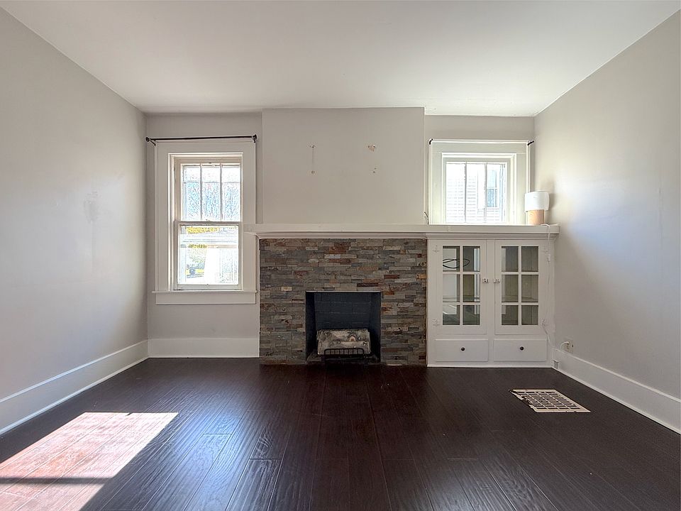 1st image of 525 N Madriver St