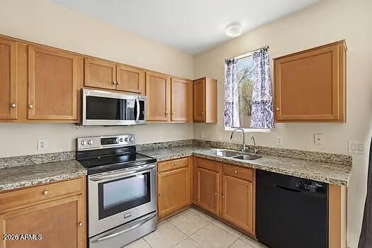 5th image of 6615 W MELVIN Street