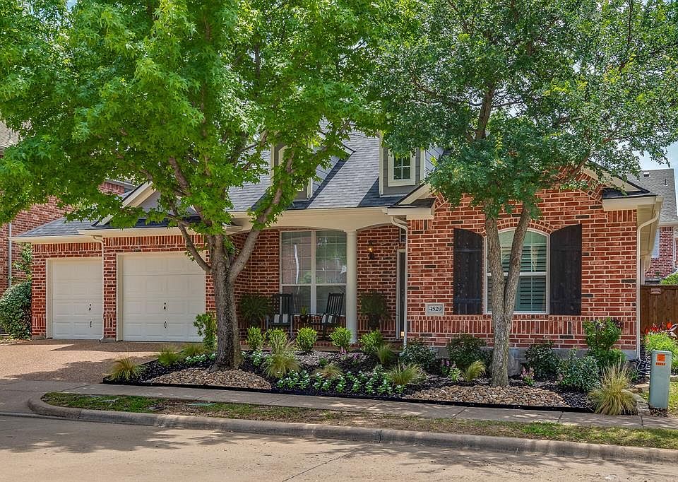 1st image of 4529 Shamrock Dr