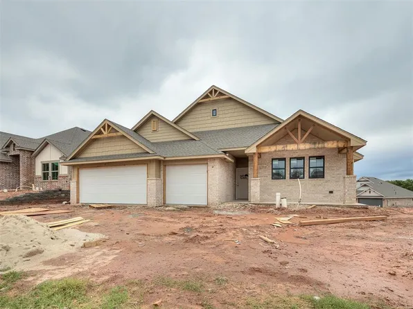 2132 Preserve Edge Dr, Edmond, OK 73034