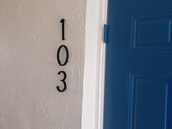 5th image of 1015 NE 17th Ave APT 103
