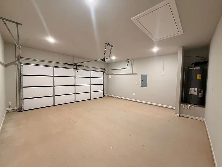 187 Berkshire Pl — Photo 27
