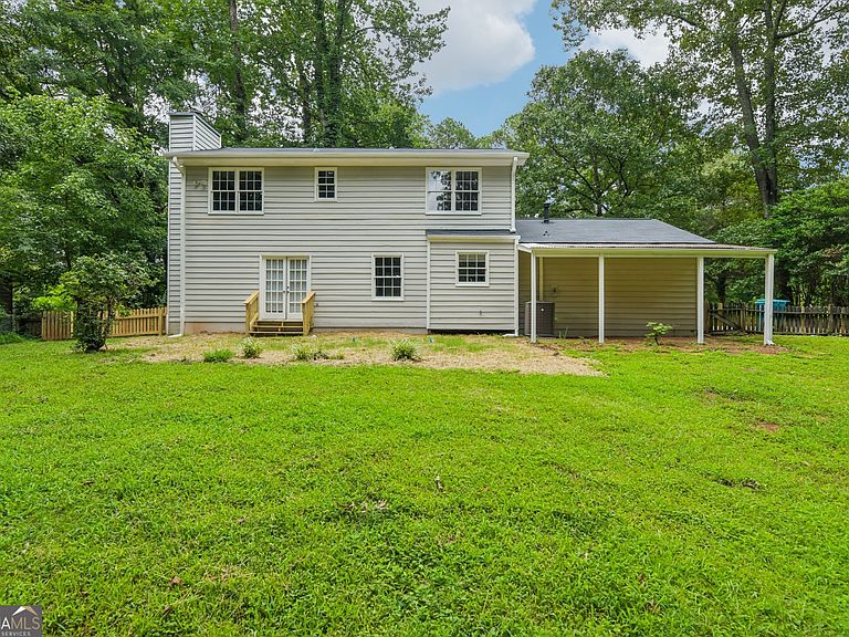 Listing photo 5