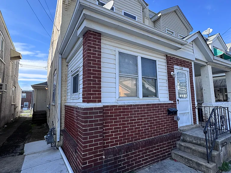 114 Harvey Ave — Photo 8