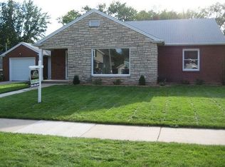 1715 N Superior St, Appleton, WI 54911