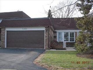 1st image of 1S306 Holyoke Ln