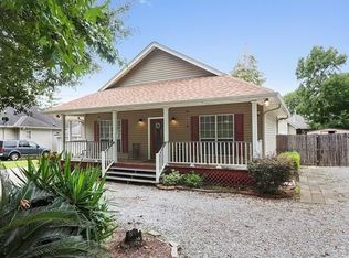 1040 Lafitte St, Mandeville, LA 70448