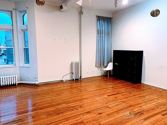 5th image of 1355 W Chicago Ave #A-1