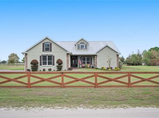 3212 E Merrin Rd, Plant City, FL 33567