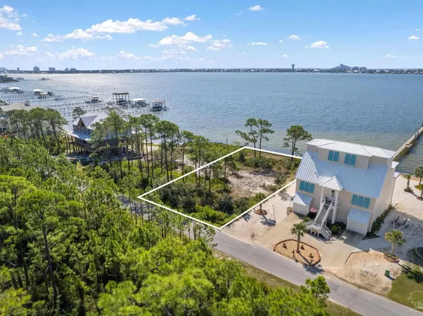 5910 Red Cedar St, Perdido Key, FL 32507